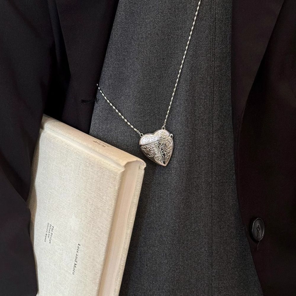 Openable Heart Locket Necklace - огляд і ціна Luxury Bags Photos