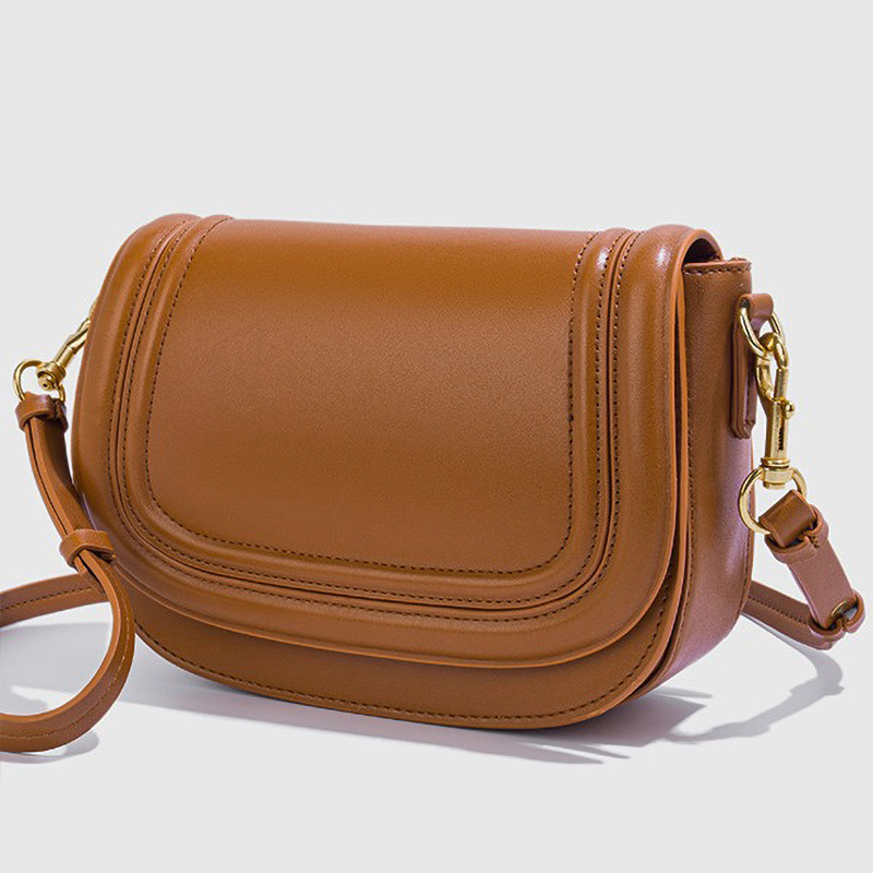 Minimalist Stitched Saddle Cro - огляд і ціна Luxury Bags Vegan Leather