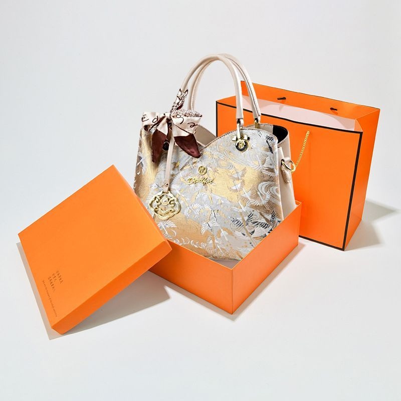 Holiday Gift Light Luxury Nati - огляд і ціна Luxury Bags Levels