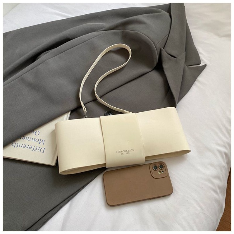 French Premium Underarm Bag Tr - огляд і ціна Luxury Bags Levels
