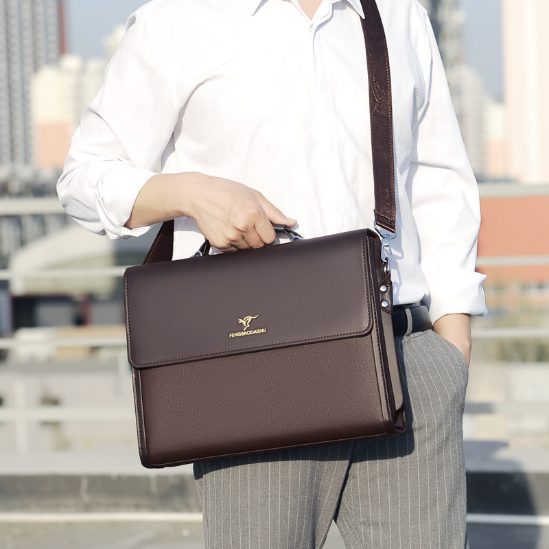 Leather Luxury Briefcases For  - огляд і ціна Luxury Bags Coach