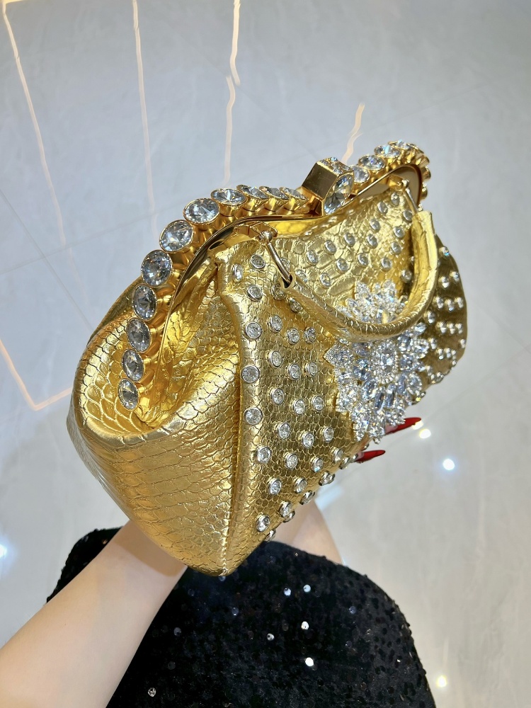 High-level Texture Rhinestones - огляд і ціна Luxury Bags Levels
