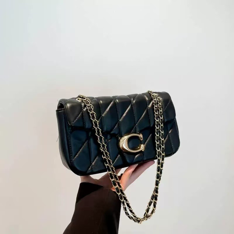 Luxury Women's Crossbody Bag P - огляд і ціна Key Holder Leather Pouch