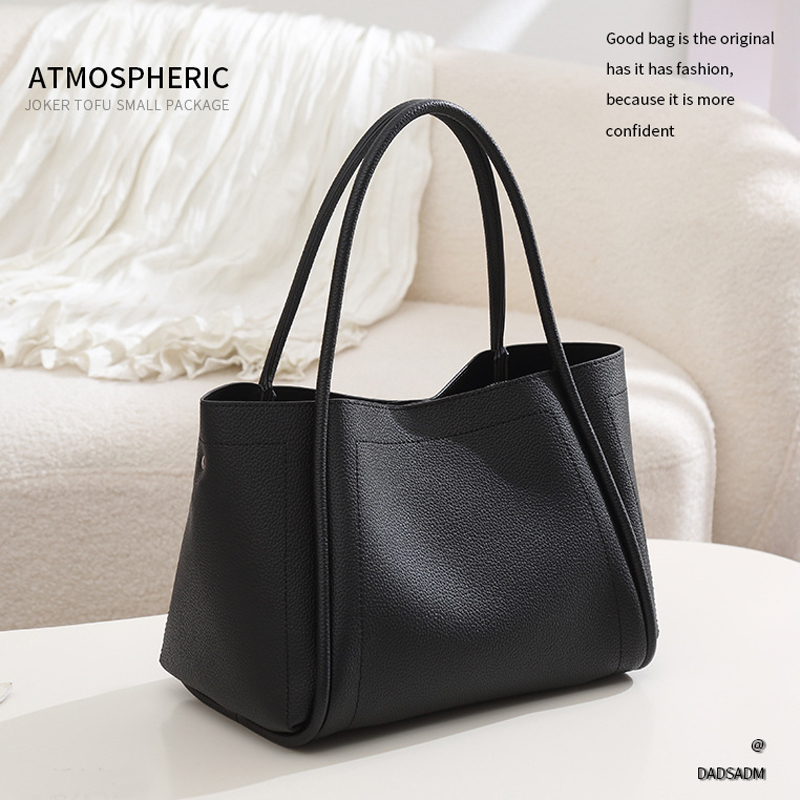 New Soft Leather Basket Bag Lu - огляд і ціна Luxury Bags Eu