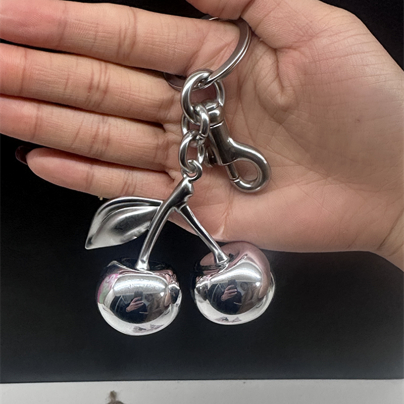Luxury Mirror Face Silvery Che - огляд і ціна Luxury Bags Coach