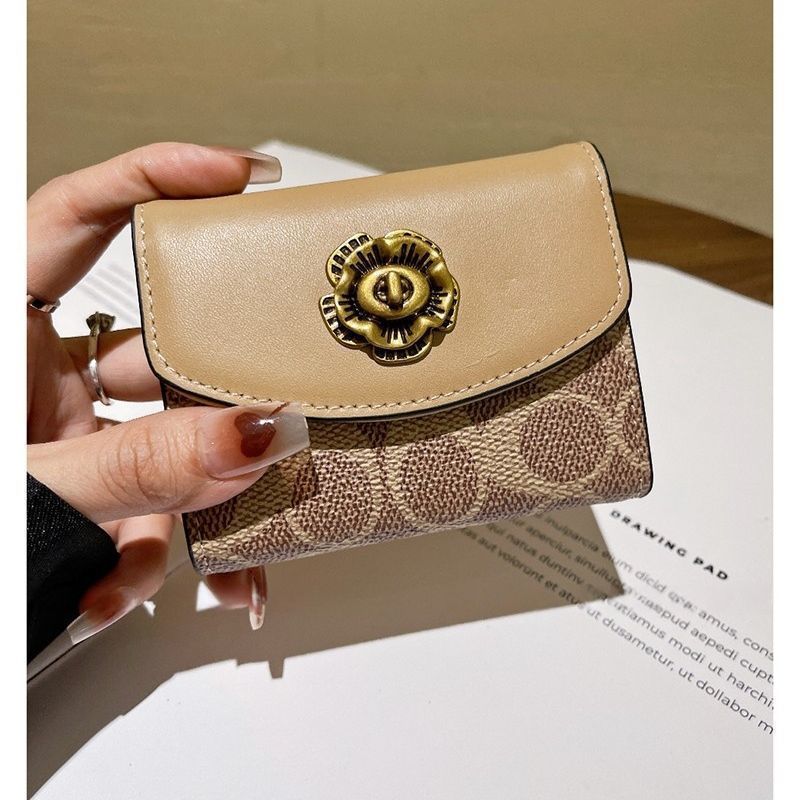 High End Camellia Organ Card B - огляд і ціна Luxury Bags Photos