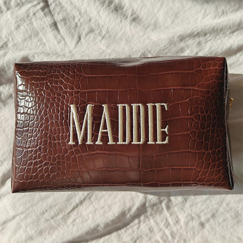 Embroidered Croc Makeup Bag Pe - огляд і ціна Luxury Bags Vegan Leather